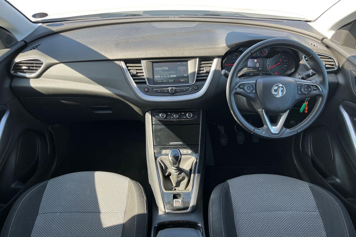 Vauxhall GRANDLAND X Photo 9