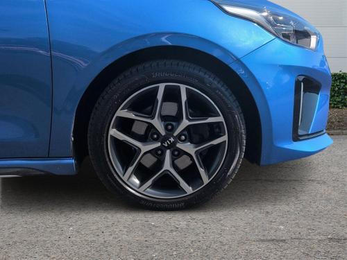 Kia CEED Photo autoimg-826b76383f47d18bbb6313f463b8f8e48e213d1a.jpg