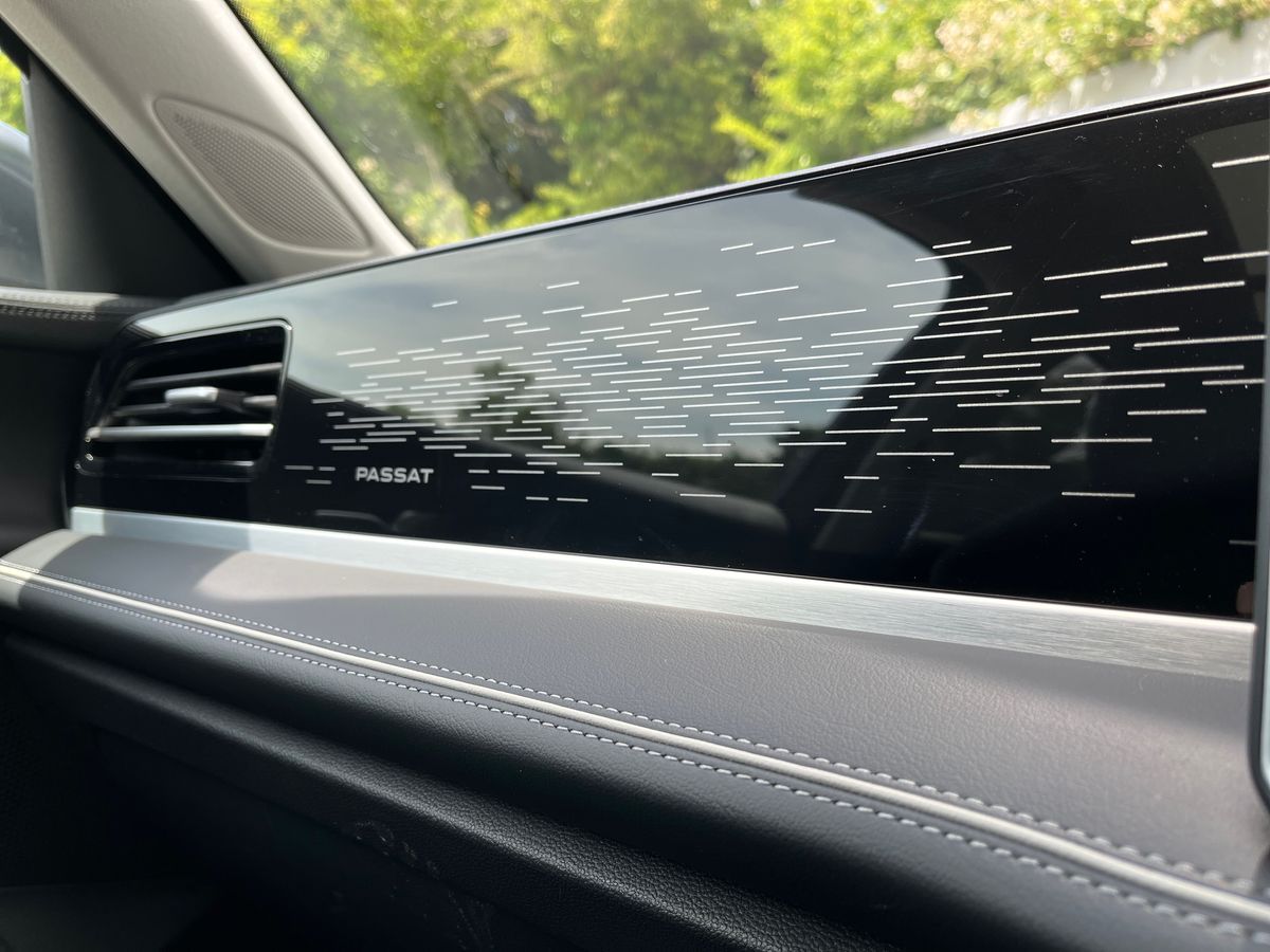 Volkswagen Passat Photo autoimg-82775326949220db722fffbd85efaae56acd863d.jpg