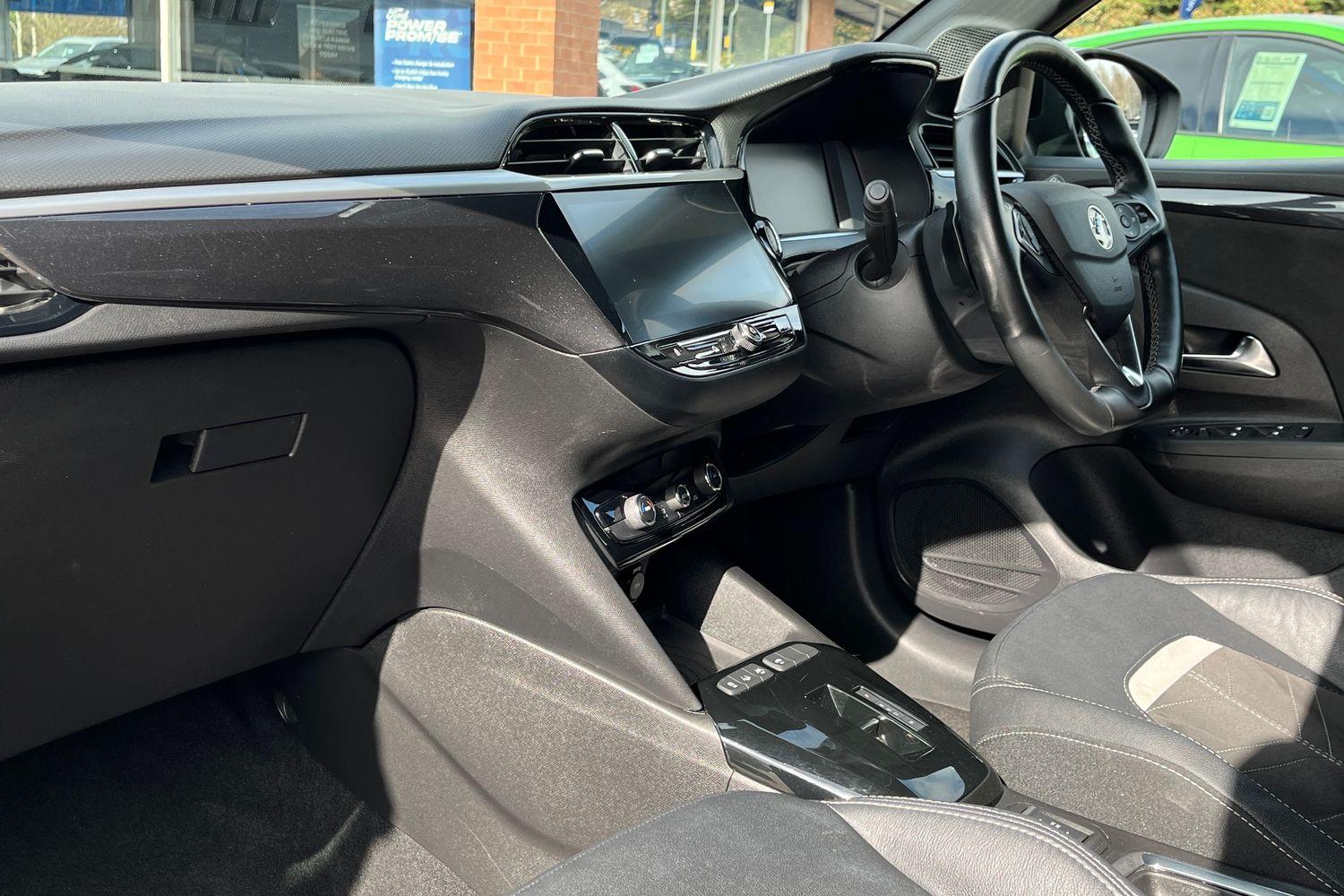 Vauxhall CORSA Photo 17