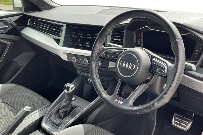 Audi A1 Photo 6