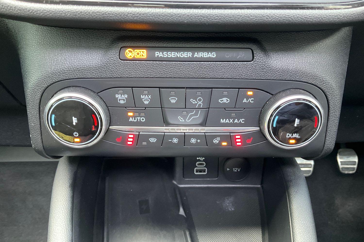 Ford Kuga Photo 27