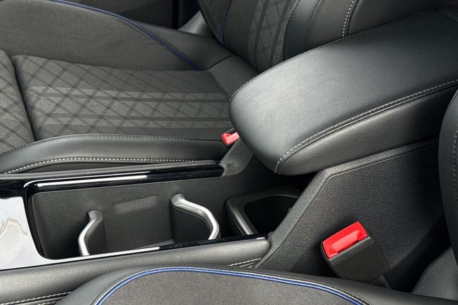 VOLKSWAGEN Tiguan Photo 42