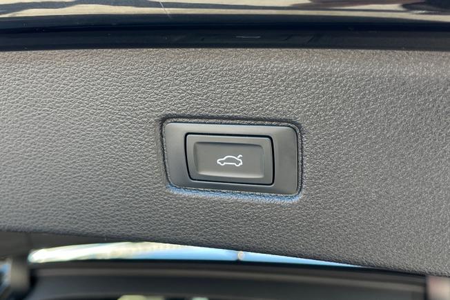 AUDI Q7 Photo 49
