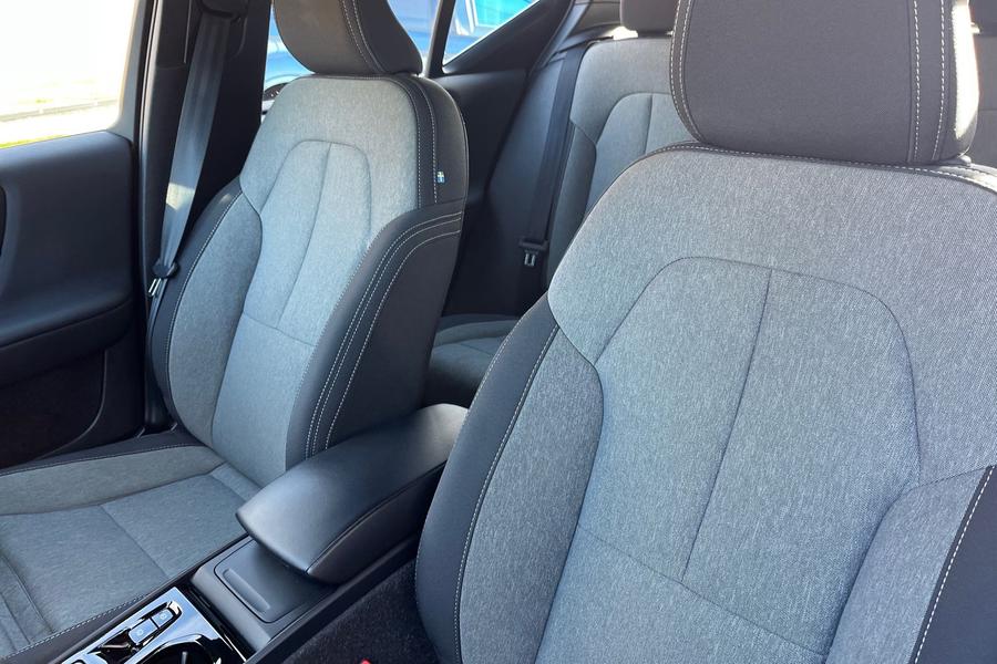 Volvo XC40 Photo autoimg-8284bfa5458162a0f0c7e02f8957c81d7a0e27ea.jpg