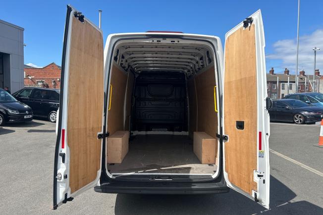 Volkswagen Crafter Photo 29