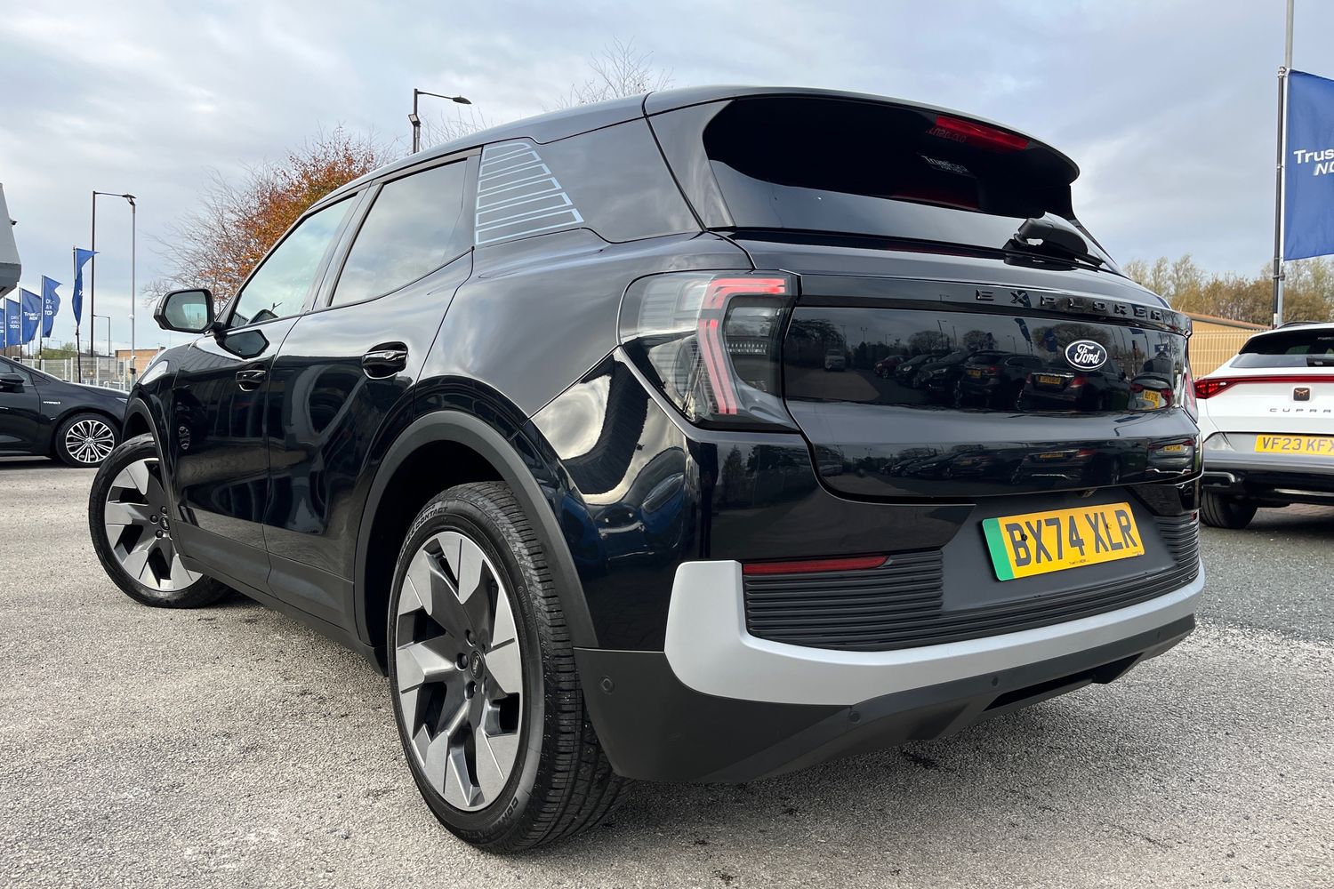 Ford Explorer Photo 37