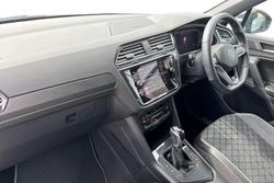 VOLKSWAGEN Tiguan Photo 2