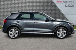AUDI Q2 Photo 4