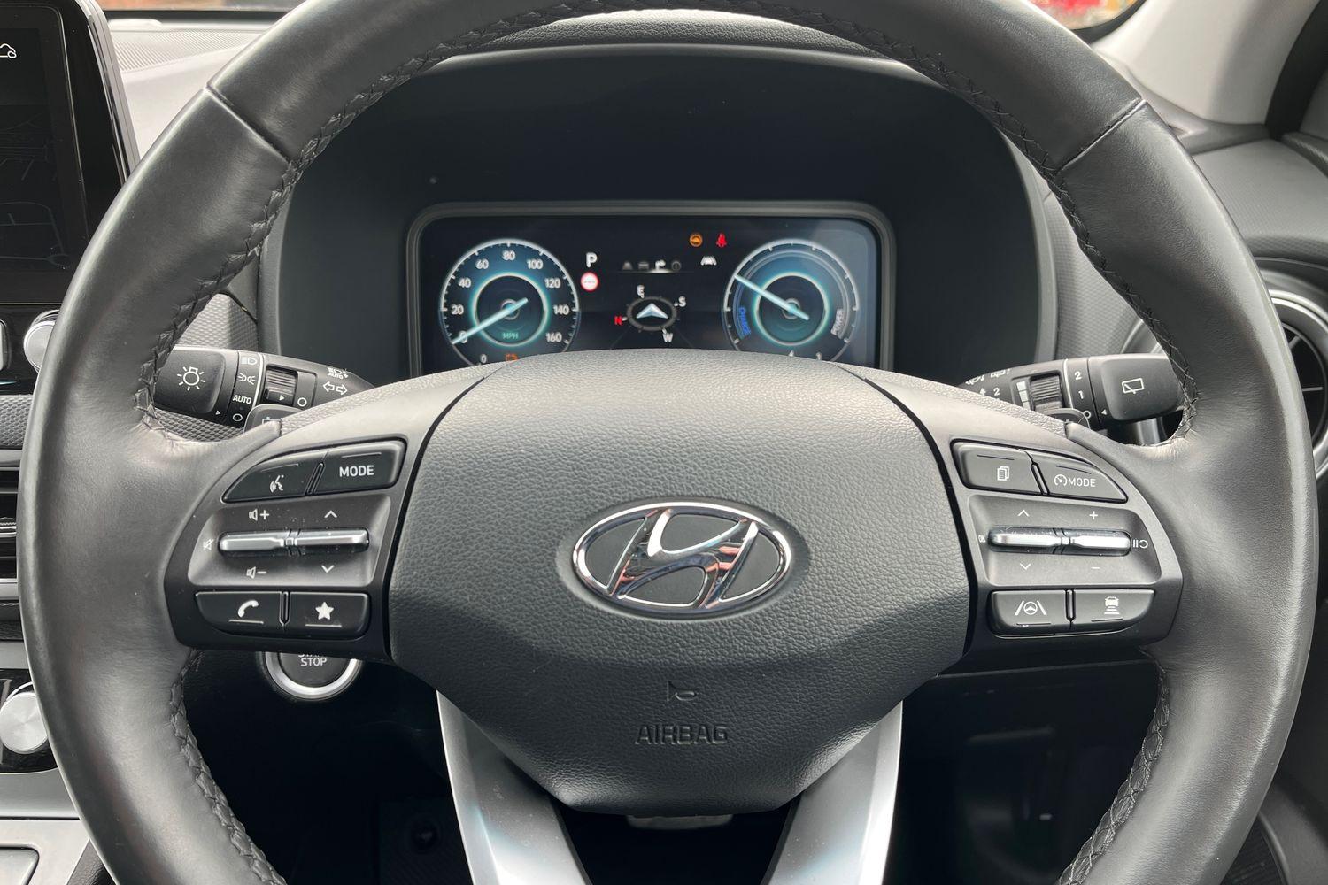 Hyundai KONA Photo 11