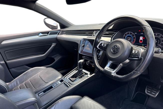 VOLKSWAGEN Arteon Photo 6
