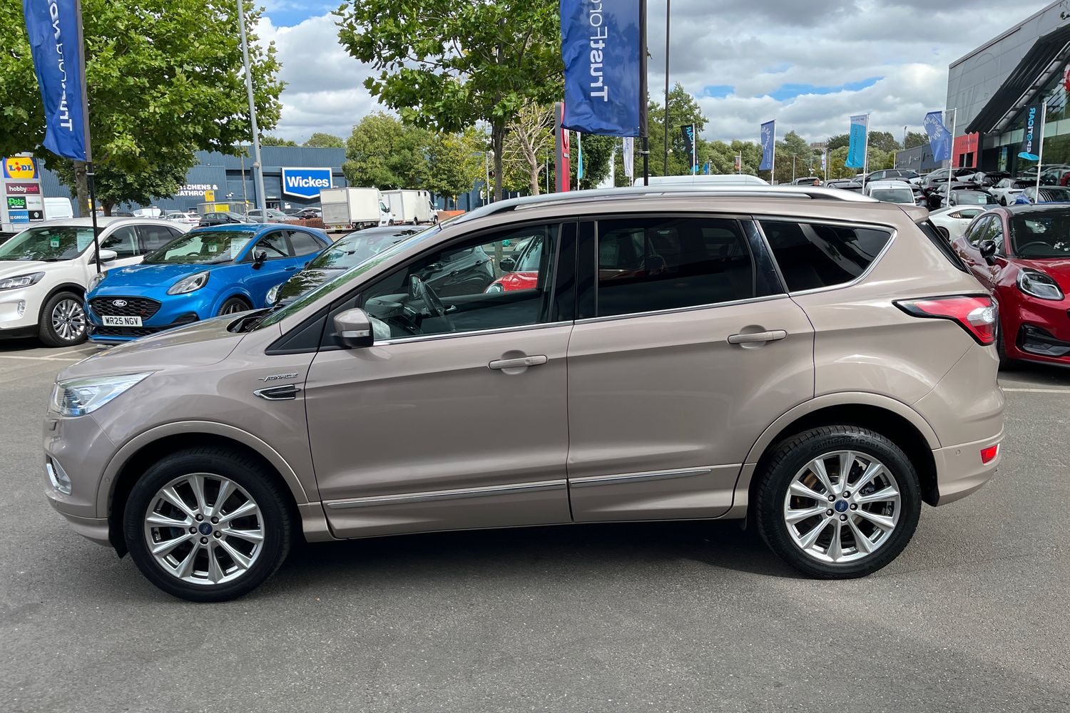 Ford KUGA Photo 31