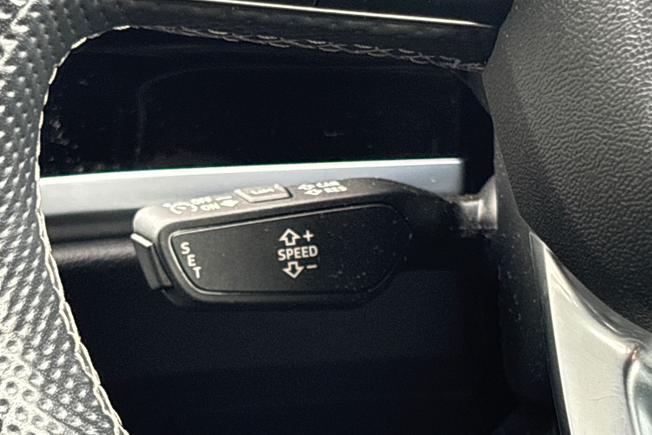 Audi Q3 Photo 40