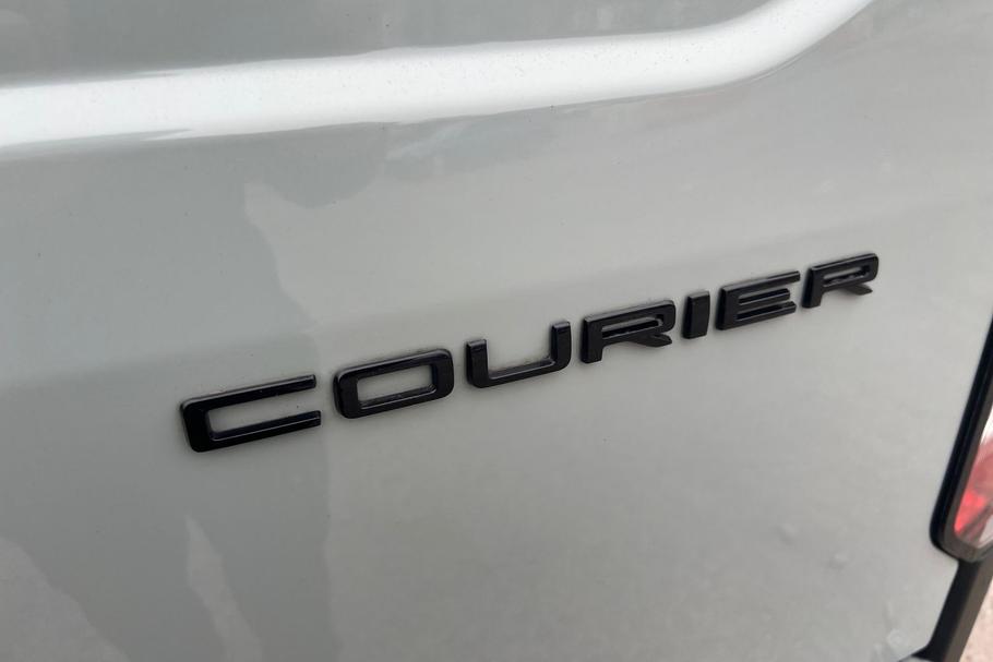 Used FORD TRANSIT COURIER KE24GXZ 19