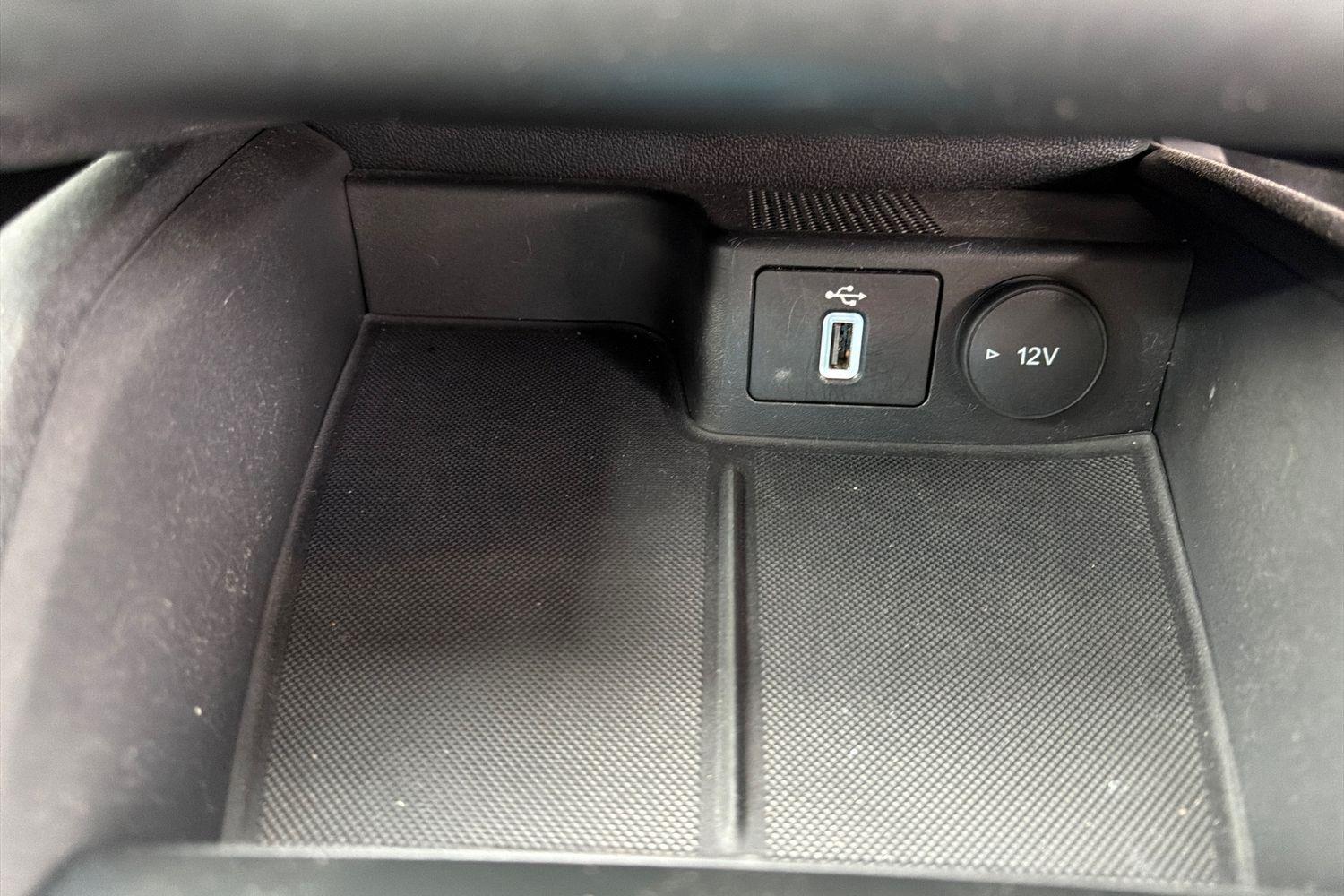 Ford Focus Photo 26