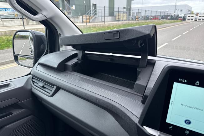 VOLKSWAGEN e-Transporter Photo 43