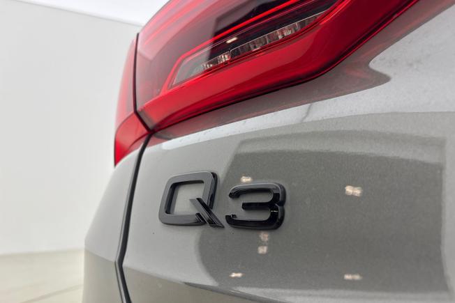 Audi Q3 Photo 28