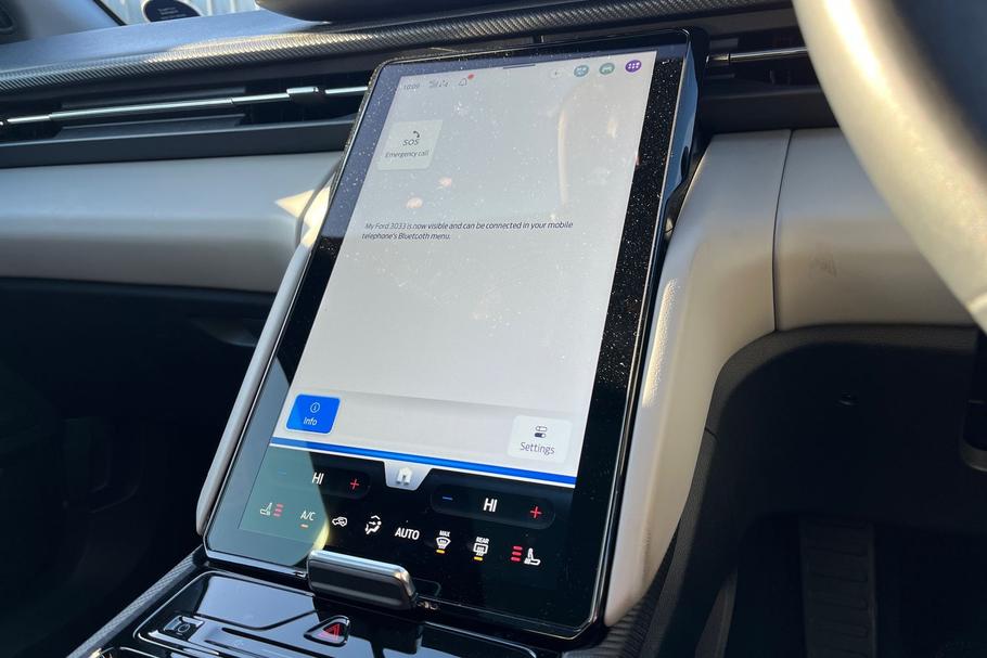 Used Ford Explorer 27