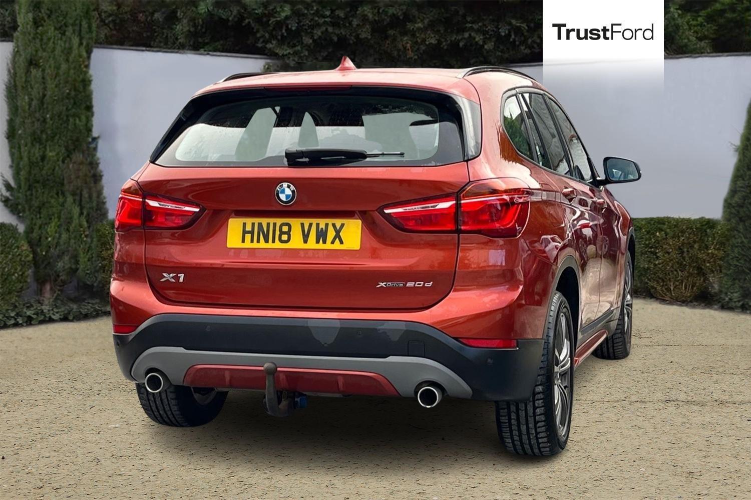 BMW X1 Photo 3