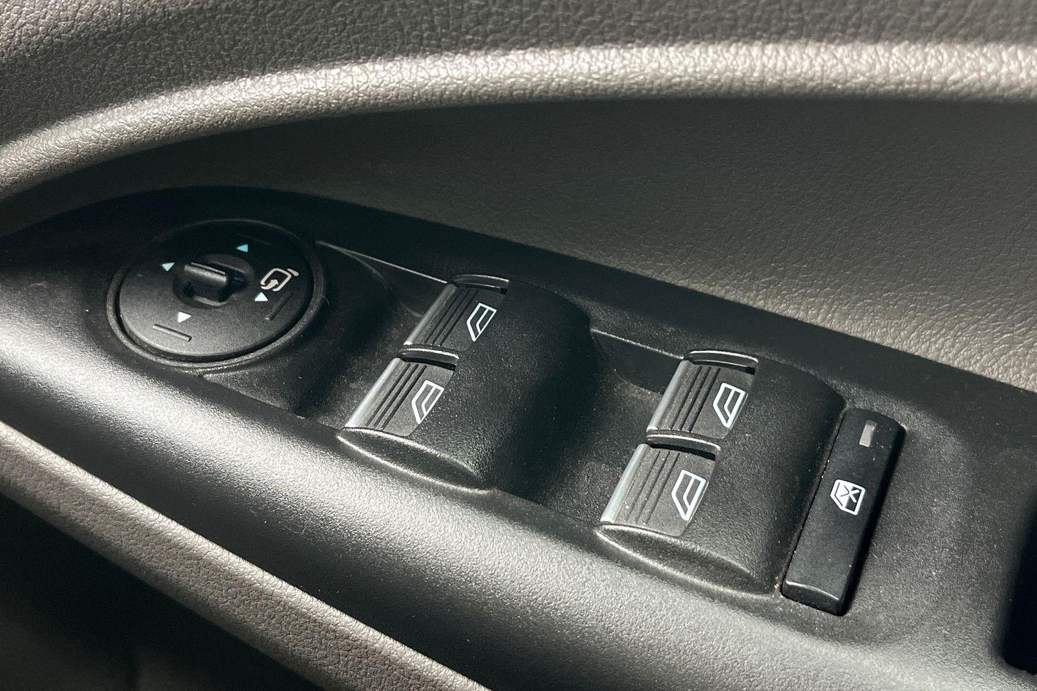Ford GRAND TOURNEO CONNECT Photo 15