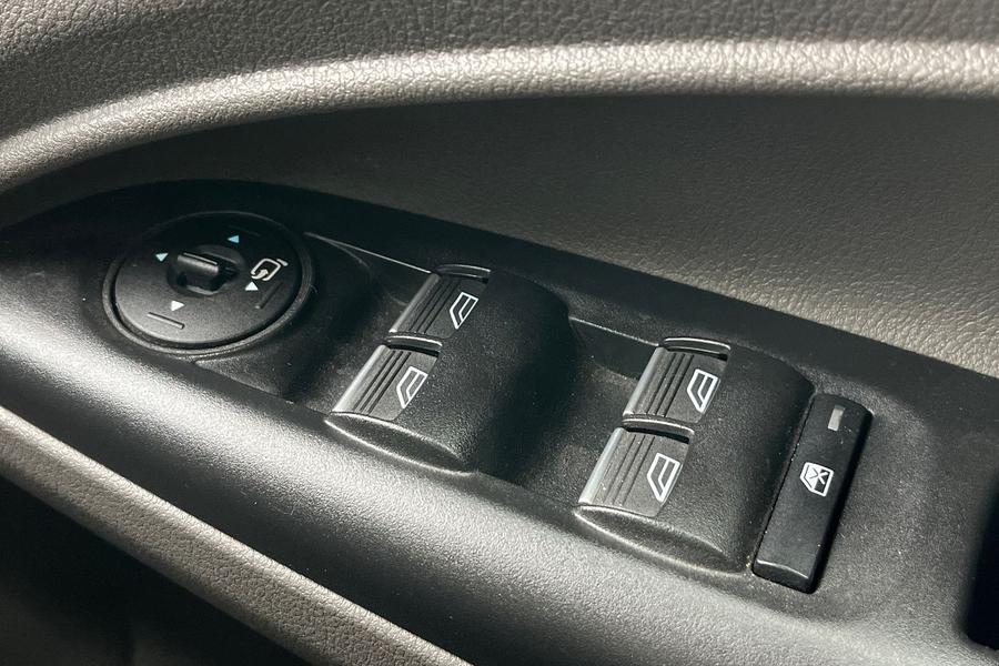 Ford GRAND TOURNEO CONNECT Photo autoimg-829caaea54e0e673b0d82773e1c604c2616ed63b.jpg