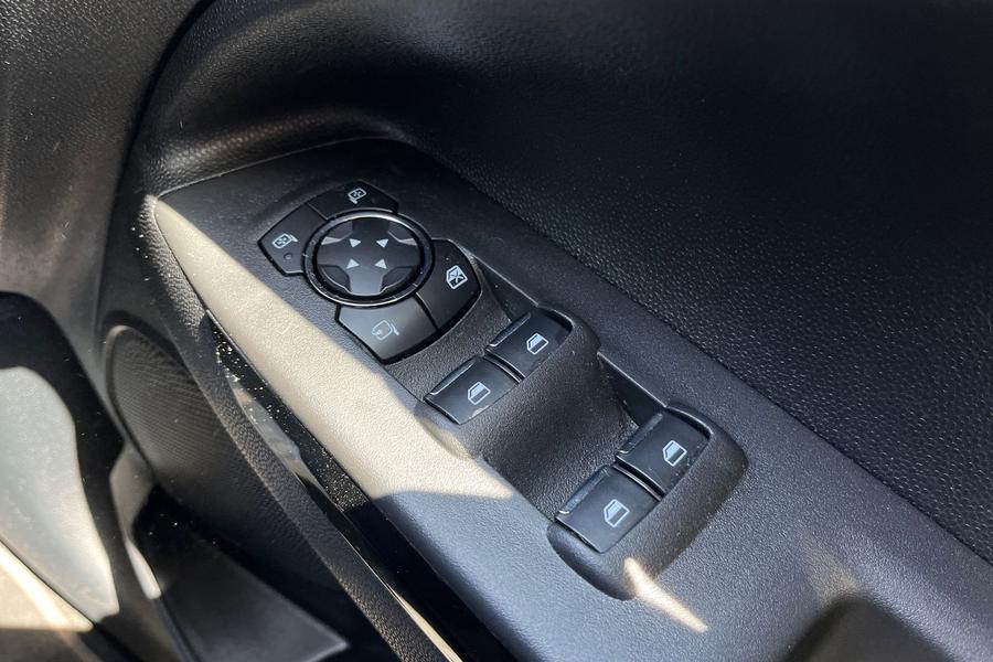 Ford ECOSPORT Photo autoimg-829e94665d0a427e690dd327b07df6908375656d.jpg