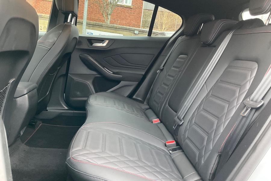 Ford Focus Photo autoimg-82a889dbc33b1388b2bfbf985e8dfd82c1c047bd.jpg