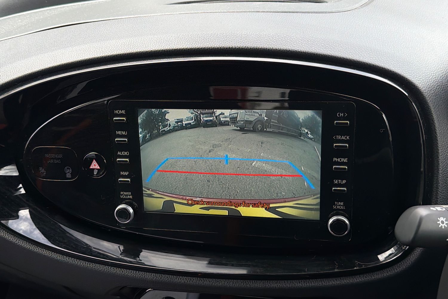 Toyota AYGO X Photo 26