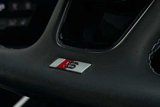 Audi S3 Photo 26