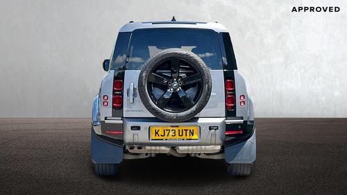 Land Rover Defender Photo autoimg-82ac9662e36a79089ad0b3b0ed76e4fef5ab8402.jpg