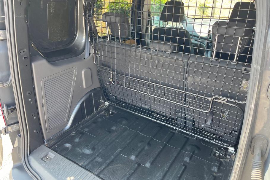 Used Ford TRANSIT CONNECT EO24UJX 4