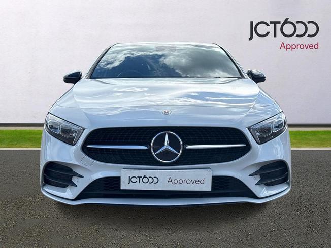 MERCEDES-BENZ A Class Photo 8