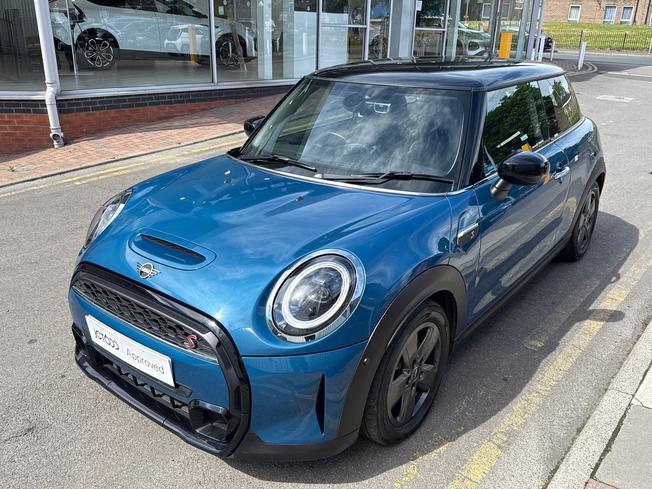 MINI Hatch Photo 29
