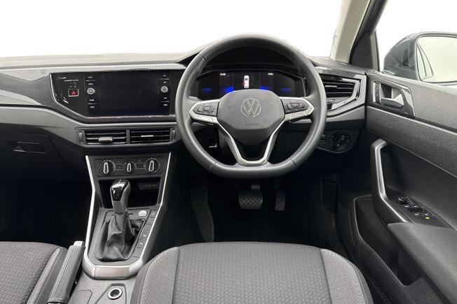 VOLKSWAGEN TAIGO Photo 11