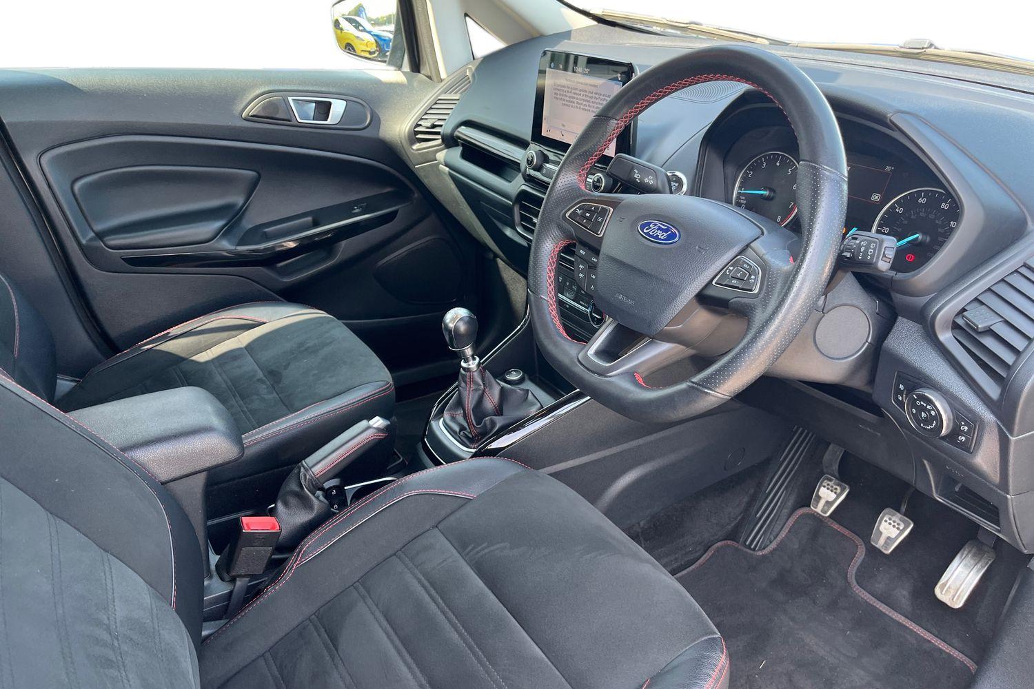 Ford ECOSPORT Photo 8