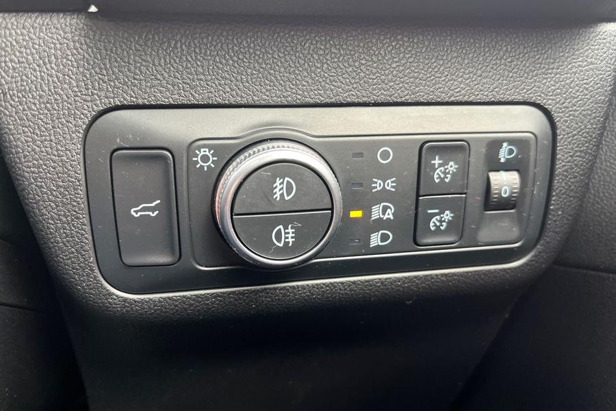 Ford KUGA Photo autoimg-82bac3f50934709039ce3b69d0606f9e164ddf5e.jpg