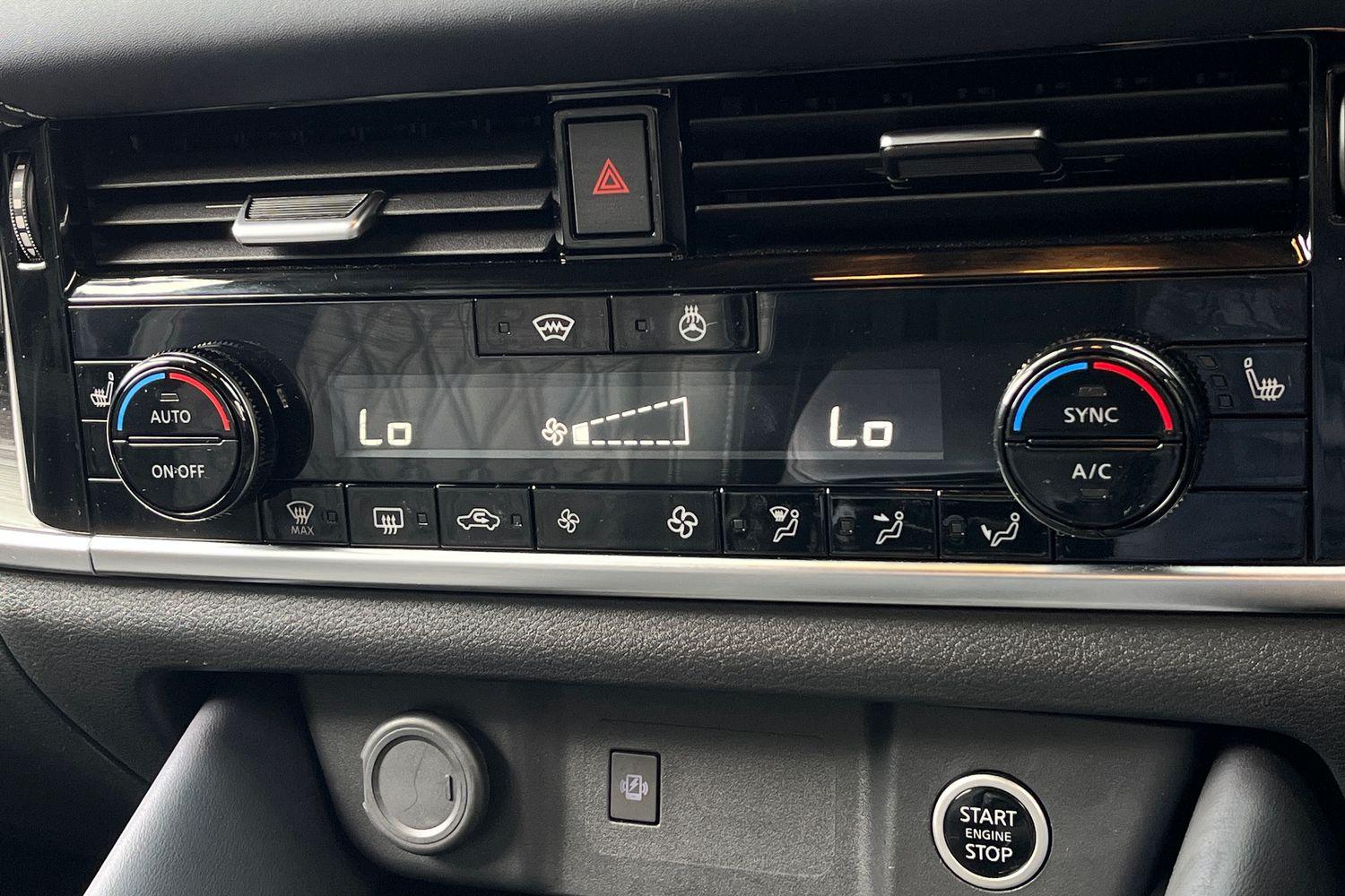 Nissan Qashqai Photo 32