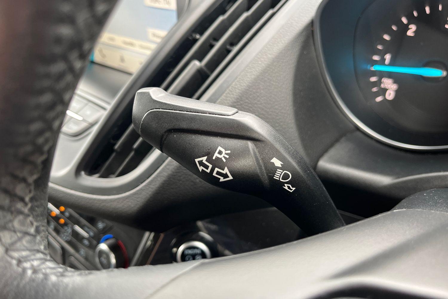 FORD KUGA Photo 13