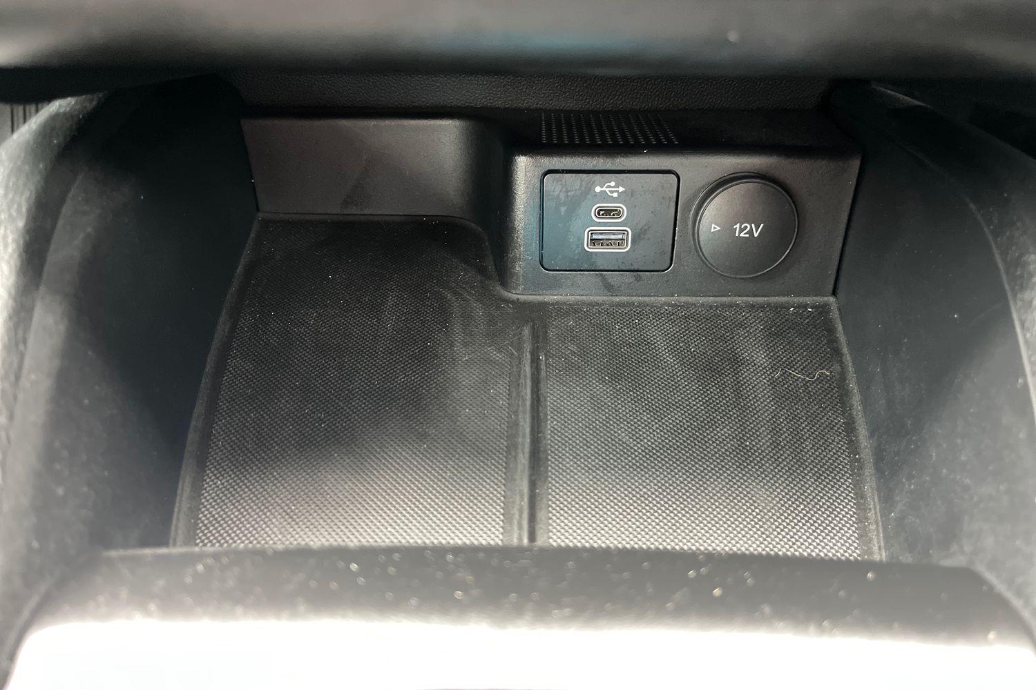 Ford FOCUS Photo 31