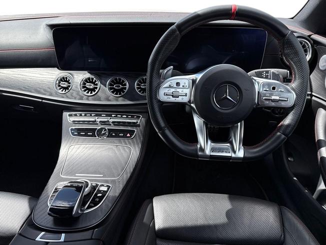 MERCEDES-BENZ E Class Photo 11