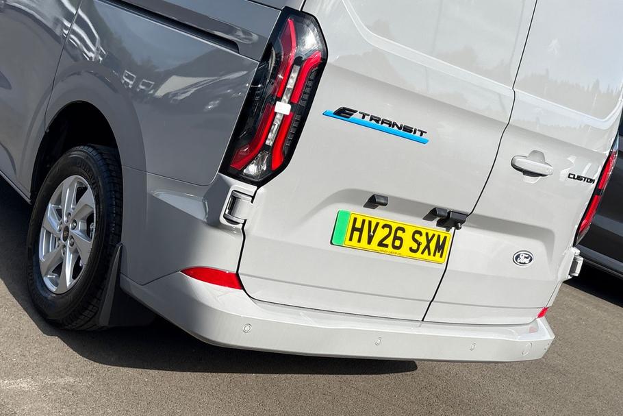 Used Ford TRANSIT CUSTOM HV26SXM 40