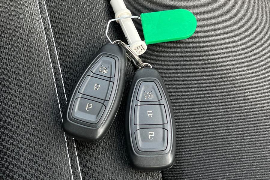 Ford GALAXY Photo autoimg-82cb8517d43b993d25d8242d76d20dc513080e4a.jpg
