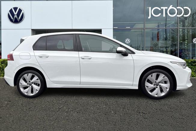 VOLKSWAGEN Golf Photo 4
