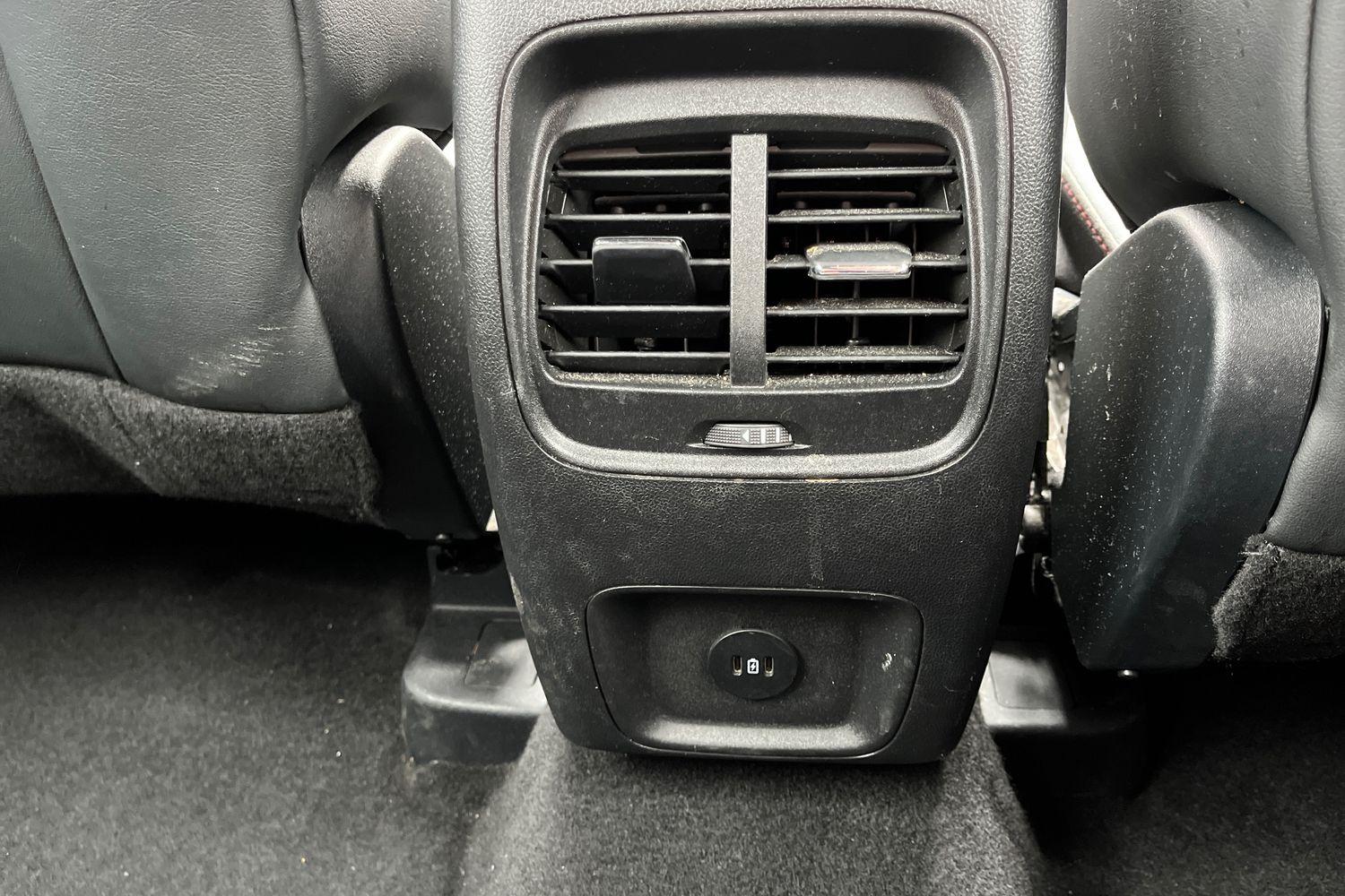 Ford KUGA Photo 30