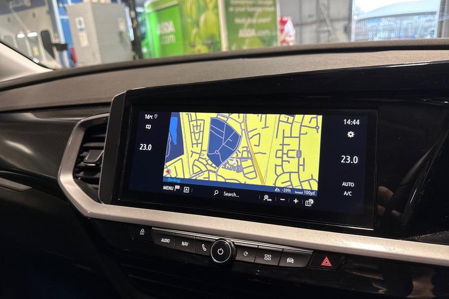 Vauxhall GRANDLAND Photo autoimg-82cf9eed38370f9ee1a13264e8483d7b75714a39.jpg