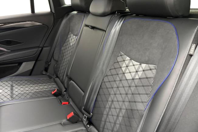 VOLKSWAGEN Tiguan Photo 9