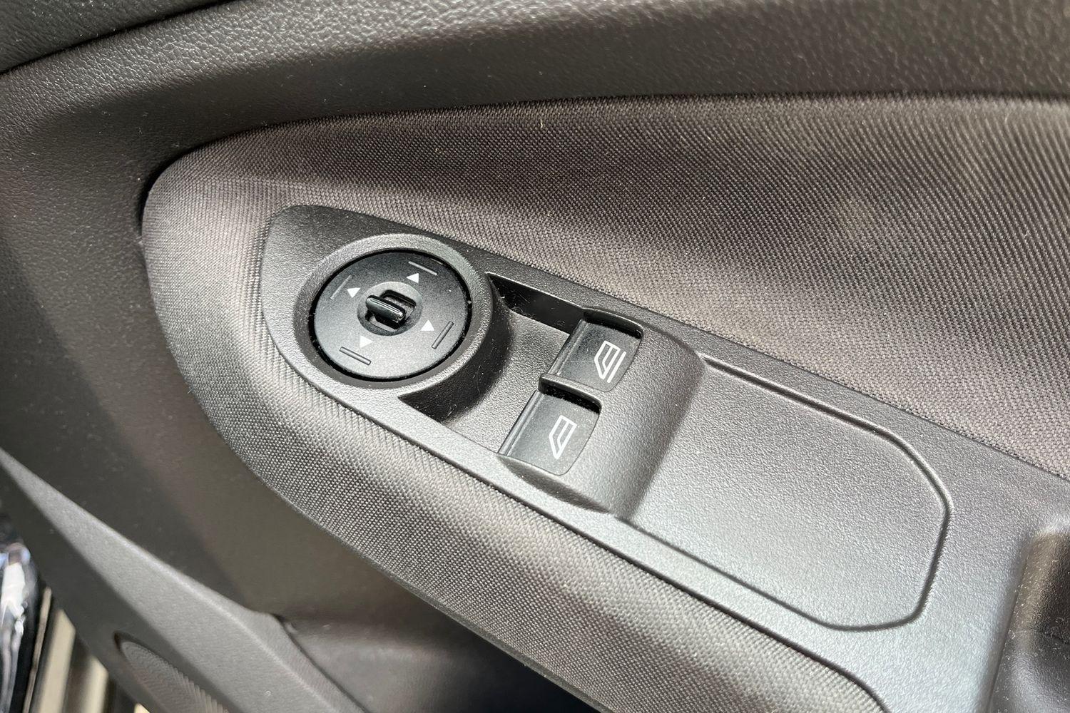 Ford C-MAX Photo 15