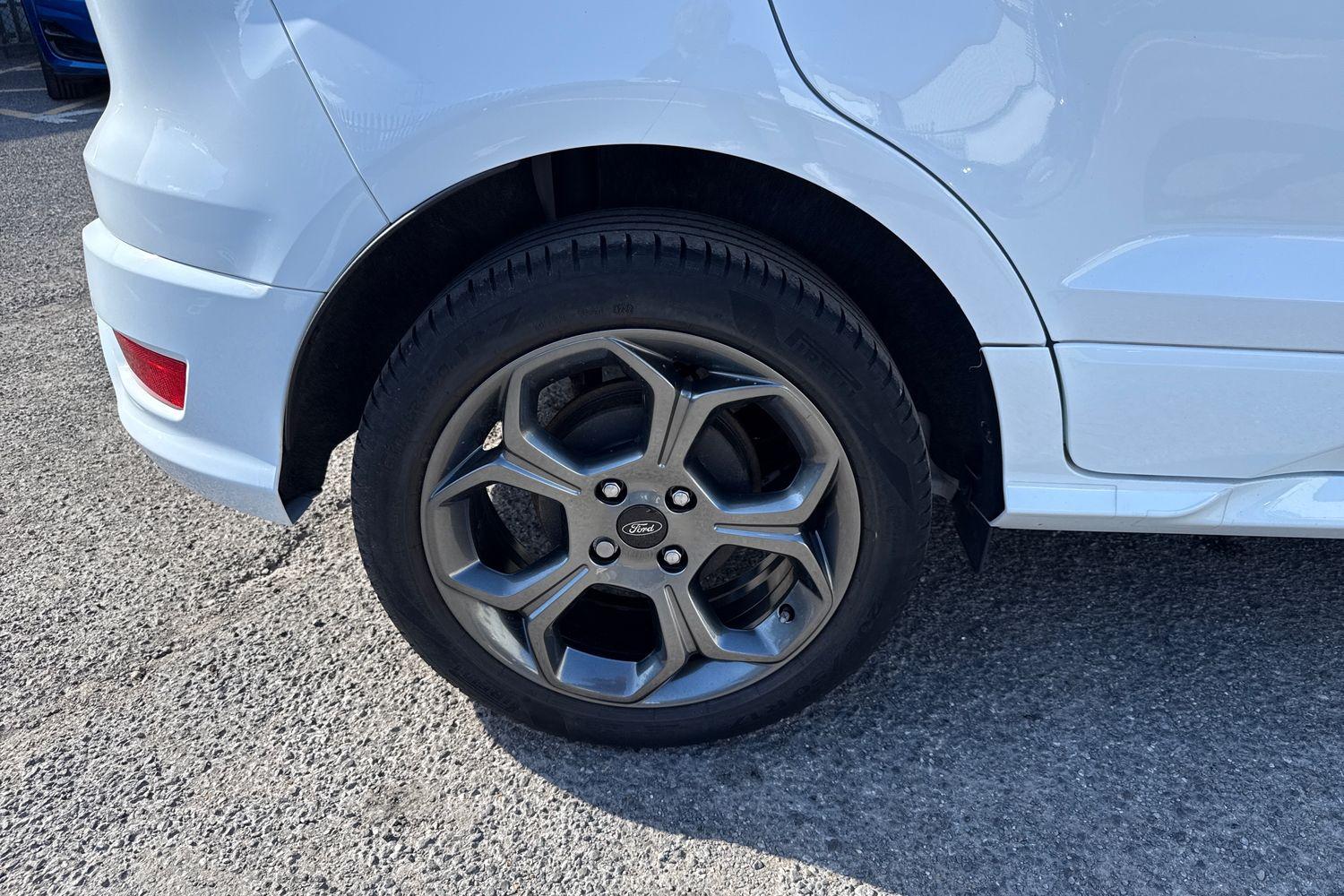 Ford EcoSport Photo 34