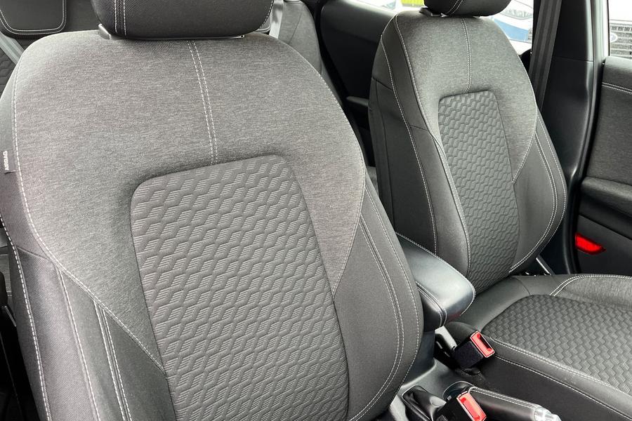Ford PUMA Photo autoimg-82deddaf07333ea3a5a6acc45ed420f7194a209f.jpg