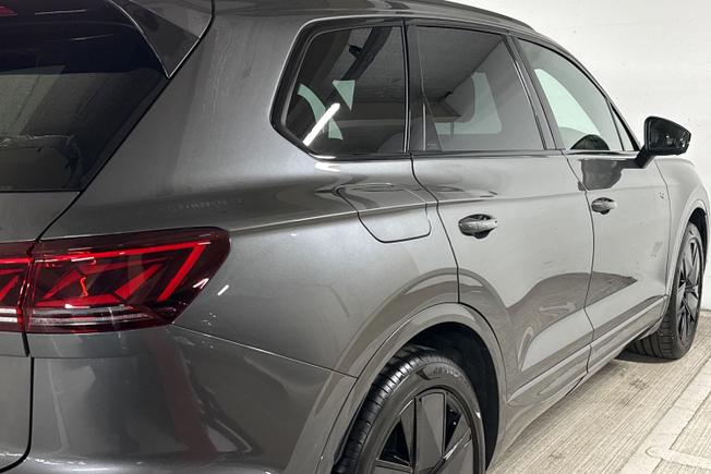 Volkswagen Touareg Photo 35